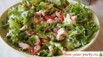 Домашний салат Цезарь с курицей и сухариками